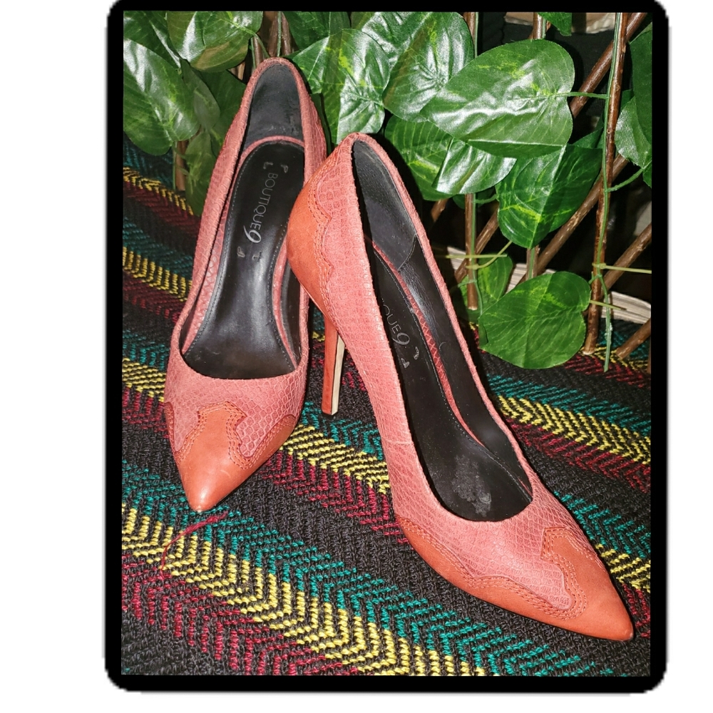 Boutique 9 Comfy Red Textured Leather Heels 👠